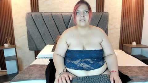 Snapshot of ying_min chatting on February 2026 07:56:01 PM Ying online show from February 2026 07:56:01 PM