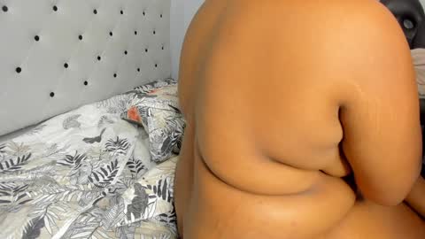 roxie reyes  online show from January 2025 09:28:01 AM