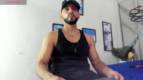 Yiyo online show from February 2025 04:21:02 AM