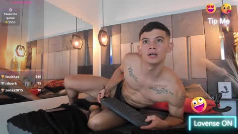 yizus_bonz online show from December 2024 02:15:02 AM