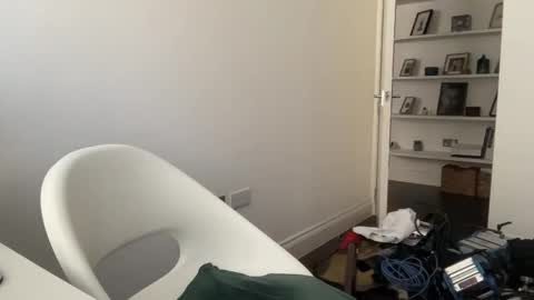 ynkhycvzlnnl online show from April 2026 01:28:01 PM