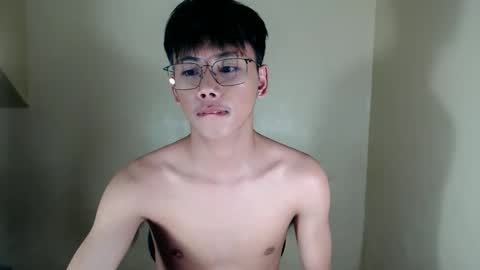 ynotyu online show from November 2025 05:14:01 PM