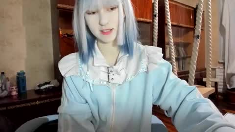 Yoonhee Kiss online show from October 2025 06:19:02 PM