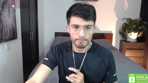 yoshy_man online show from October 2025 03:04:02 AM