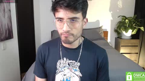 yoshy_man online show from October 2025 03:49:02 AM