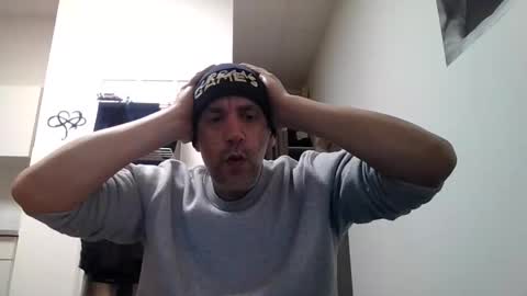 CrayZio online show from March 2025 03:08:02 AM