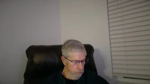 Colorado Guy Straight online show from December 2025 12:11:02 PM