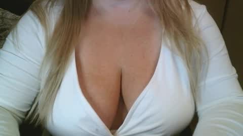 Maria Love online show from February 2026 06:22:01 AM