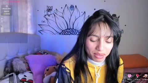 mia3 online show from November 2025 05:03:02 PM