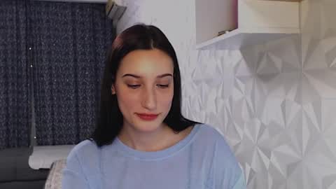 Snapshot of your_best_foxxx chatting on December 2024 05:53:02 PM Milla online show from December 2024 05:53:02 PM