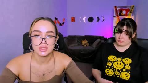 your bunny12 online show from November 2025 09:43:01 AM