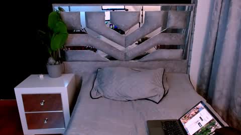 Natt online show from December 2025 09:44:02 PM