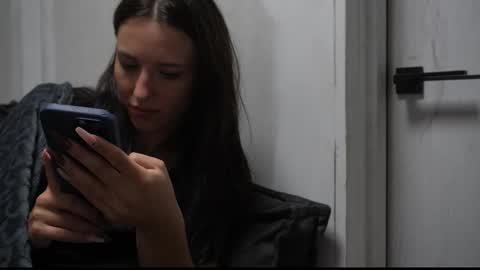 Meri  online show from September 2025 07:39:02 PM