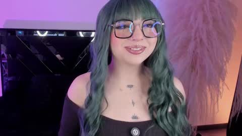 Snapshot of your_littlepervert_ chatting on November 2025 10:56:01 PM Cami independent model online show from November 2025 10:56:01 PM