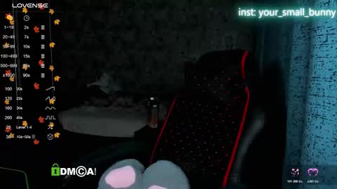 Molly online show from November 2025 02:06:01 AM