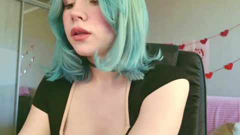 Snapshot of your_tender_doll chatting on May 2026 11:47:01 AM Alice online show from May 2026 11:47:01 AM