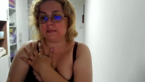 Snapshot of your_victoria chatting on May 2026 07:59:02 PM Your Victoria online show from May 2026 07:59:02 PM
