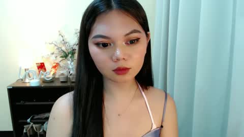 Hi its me Yna online show from February 2025 06:43:01 PM