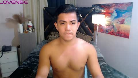 yourasian_bradley online show from October 2025 12:49:02 PM