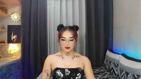 kim online show from February 2025 02:27:02 PM