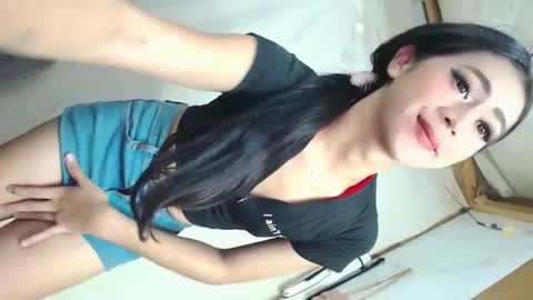 Snapshot of yourbabyriana chatting on November 2025 06:01:01 AM Angel online show from November 2025 06:01:01 AM