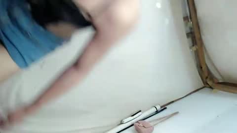 Snapshot of yourbabyriana chatting on November 2025 04:40:01 AM Angel online show from November 2025 04:40:01 AM