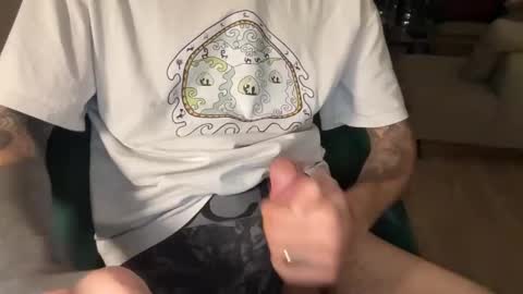 yourboo25 online show from October 2025 05:35:01 PM