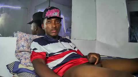 Yourdaddy2005 online show from March 2026 11:28:02 AM