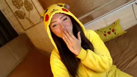 JEN  online show from February 2026 10:00:01 AM