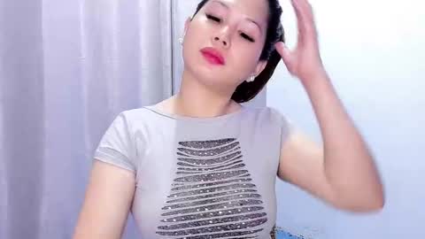 Snapshot of yourdirtyangels chatting on December 2024 10:32:01 AM 3hi im  Angel glad to see you  3 online show from December 2024 10:32:01 AM