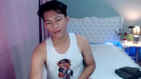 HEN online show from November 2025 10:54:02 PM