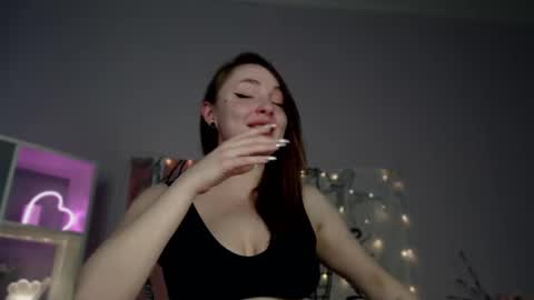 yourdreamcristal online show from February 2025 01:05:01 PM