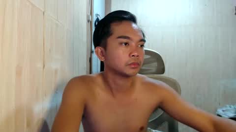 i am your dream boy  JR  online show from November 2025 12:11:01 PM