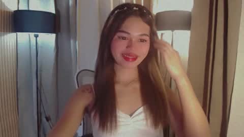 Snapshot of yourfavoratesunshine chatting on November 2025 03:31:01 AM Sunshine online show from November 2025 03:31:01 AM