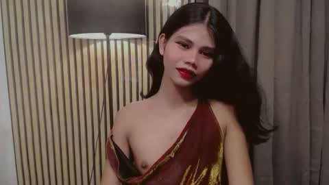 Vivian online show from November 2025 06:18:02 AM