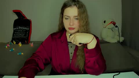 yourgem__ online show from December 2025 03:00:02 AM