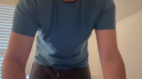 yourguy9333 online show from February 2026 09:05:02 AM