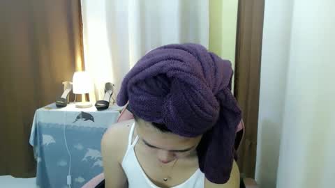 your lovely Dina online show from October 2025 02:06:01 AM