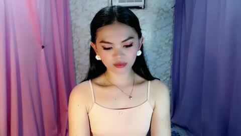 your lovely Dina online show from October 2025 12:05:01 PM