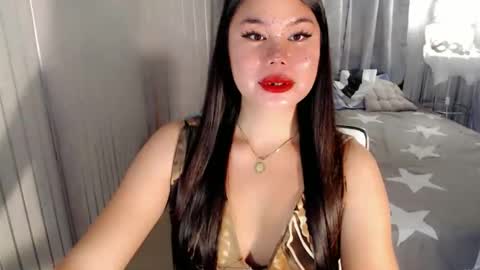 Snapshot of yournaughtyprincess16 chatting on October 2025 06:05:01 PM ALPHA DOM. QUEEN JASMINE online show from October 2025 06:05:01 PM