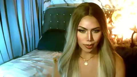 Chloe online show from March 2026 04:35:01 PM