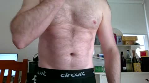 Snapshot of yourretroguy chatting on November 2025 02:14:01 AM yourretroguy online show from November 2025 02:14:01 AM