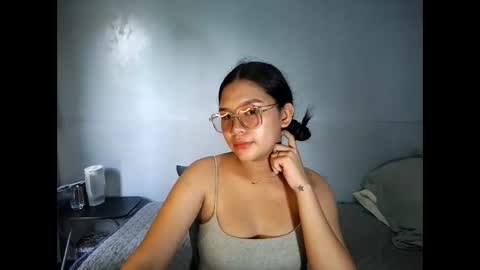 yoursexy_reb online show from February 2026 05:13:02 AM