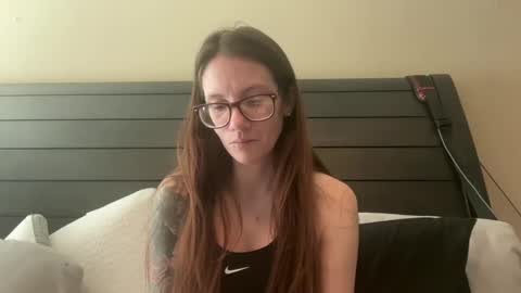 Snapshot of yourstrulylivy chatting on January 2025 05:26:01 PM yourstrulylivy online show from January 2025 05:26:01 PM