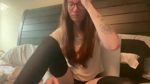 Snapshot of yourstrulylivy chatting on February 2025 02:58:02 PM yourstrulylivy online show from February 2025 02:58:02 PM
