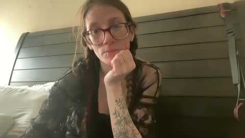 Snapshot of yourstrulylivy chatting on February 2025 05:40:02 PM yourstrulylivy online show from February 2025 05:40:02 PM
