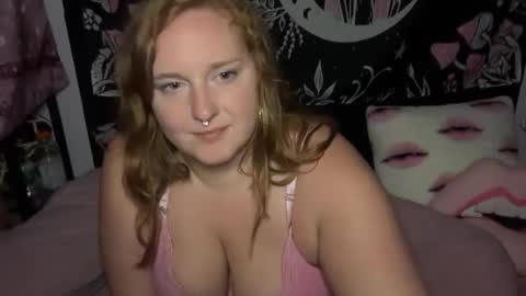 yourthickgingergoddess online show from September 2025 05:46:01 AM