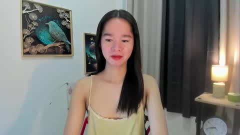 Snapshot of yourtinybunny chatting on June 2026 10:43:02 AM yourtinybunny online show from June 2026 10:43:02 AM