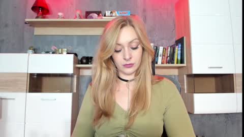 Snapshot of yourvenus00 chatting on December 2024 05:34:01 PM YourVenus00 -Follow my OF online show from December 2024 05:34:01 PM
