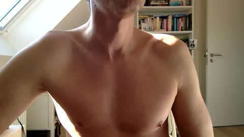 Snapshot of youvegotthis chatting on March 2025 01:40:01 PM youvegotthis online show from March 2025 01:40:01 PM